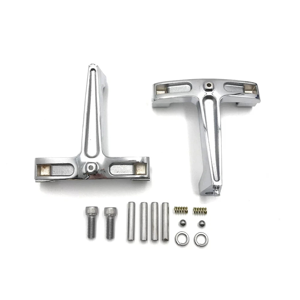 Leaf Shark Fin Floorboard, Dominator Chrome for Harley Touring 1993–2008