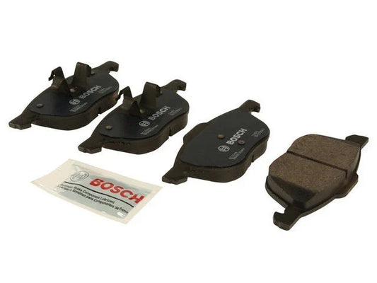 Front Brake Pad Set for Mazda 3 (2004–2013) DM425CQ