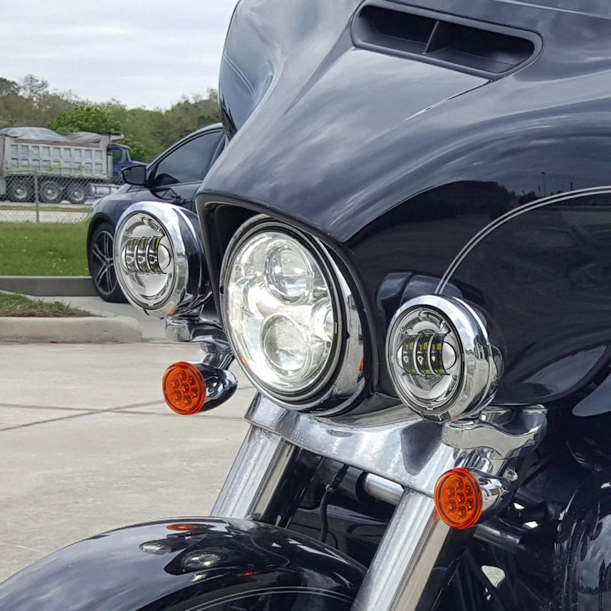 Turn Signal Bracket for Fog Light on Harley Street Tri Glide (1994–2024)