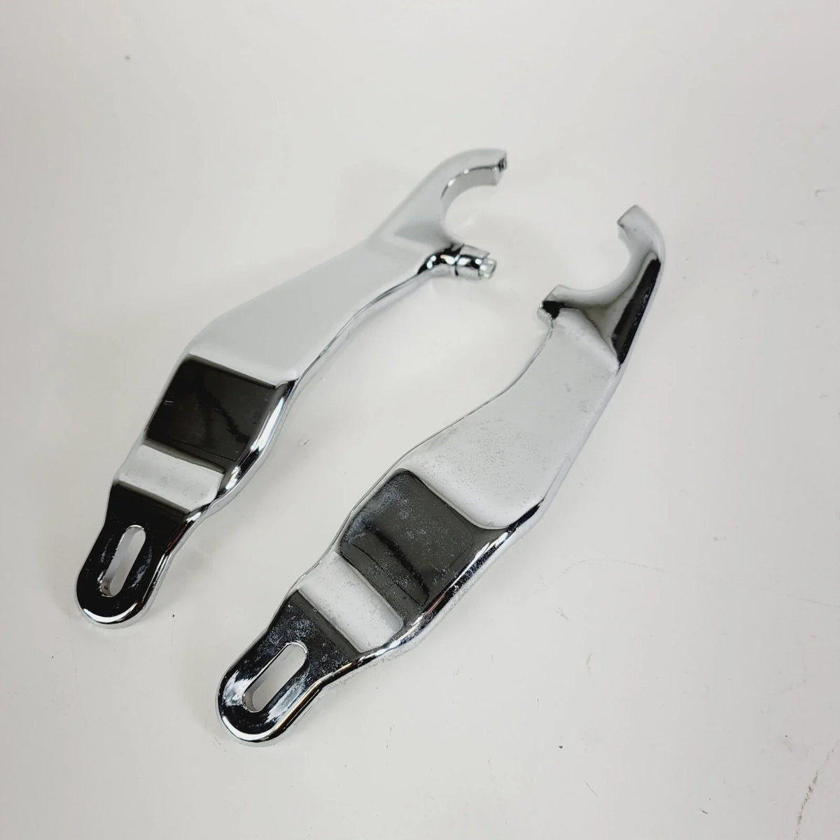 Set of 2 Fairing Support Brackets for Harley Touring 2015-2023