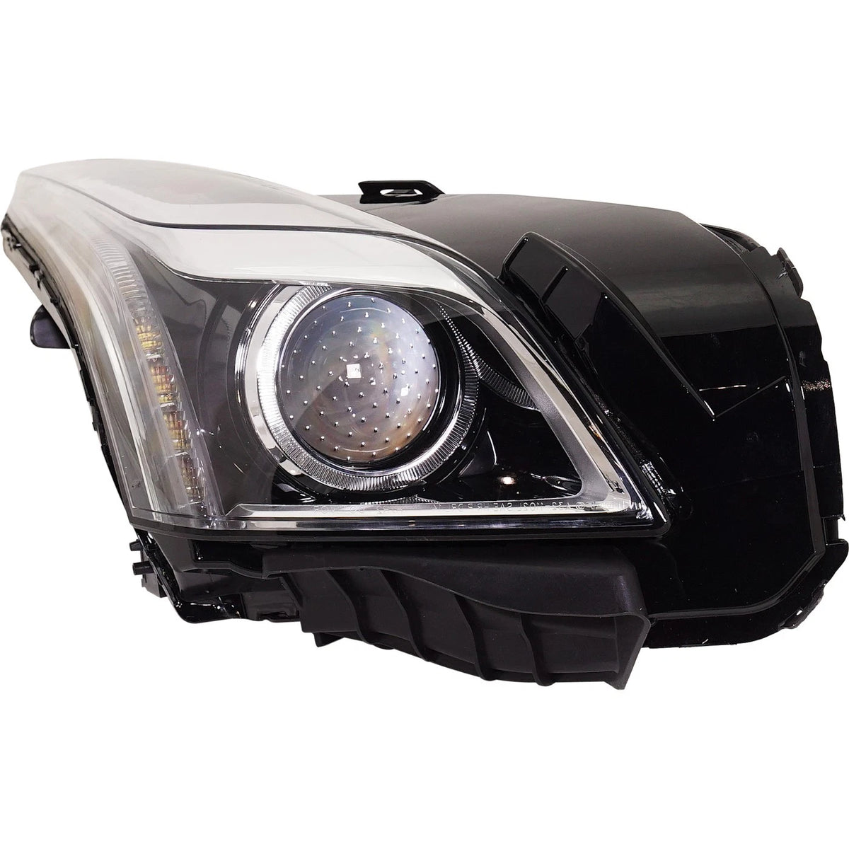 Halogen Headlight for Cadillac CTS (2014–2019) RH Projector Style