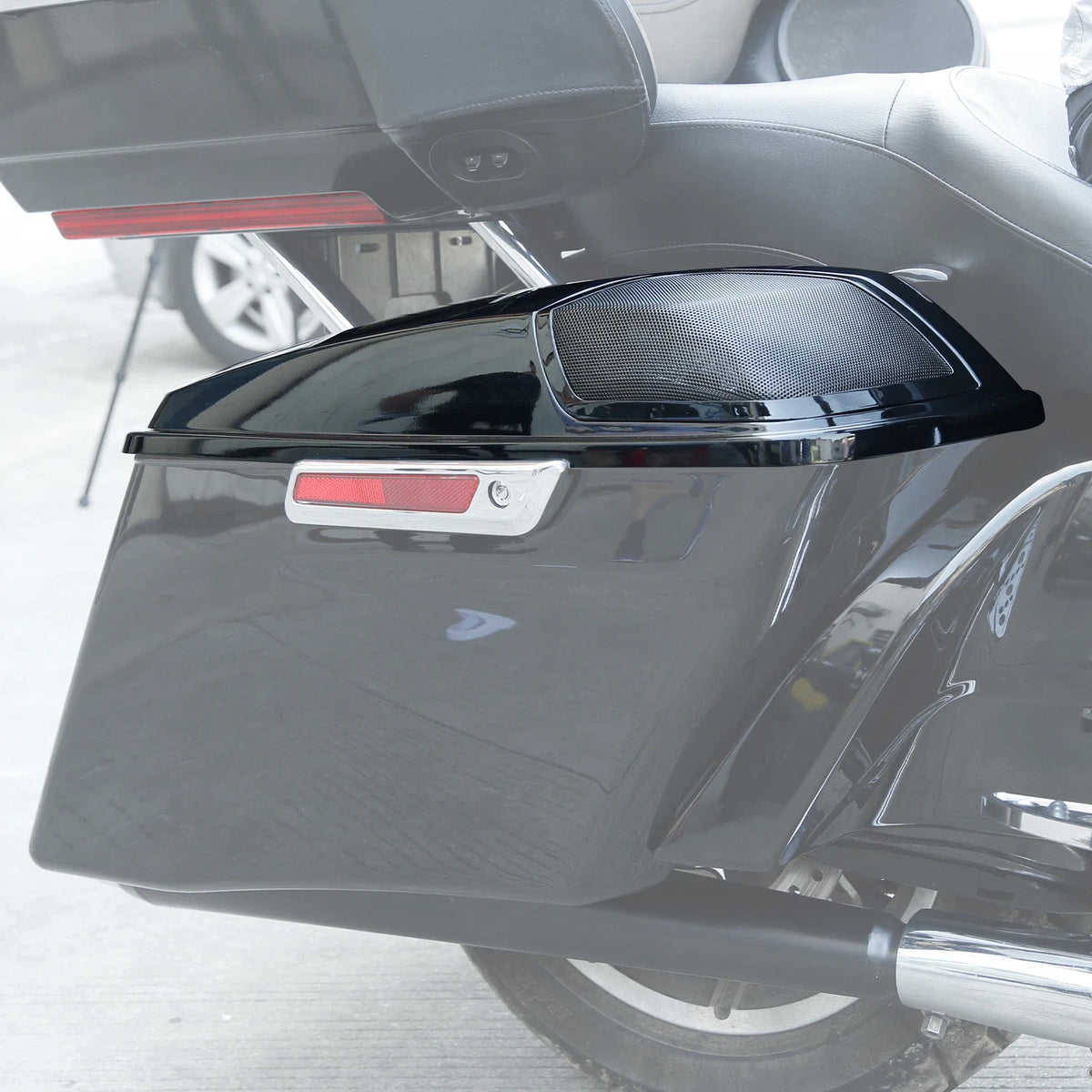 Saddlebag Lids with 5" x 7" Speaker Cutouts for Harley Touring FLT FLH FLHTCU (2014–Present)