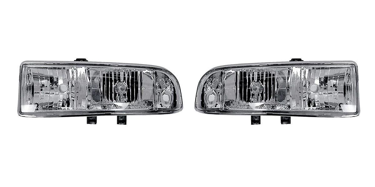 TYC Head Light Assembly for Chevy Blazer/S-Blazer (1998–2004)
