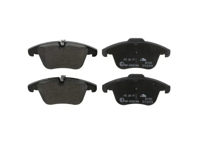 Set of 4 Front Brake Pads for Jaguar S Type (2006–2008) XP672VK
