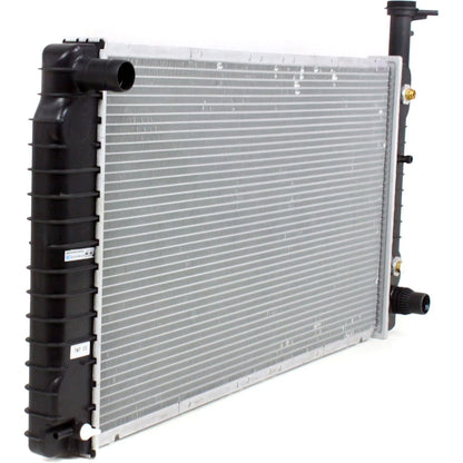 AC Condenser for Chevy Express Van GMC 1500 Chevrolet 2500 (2004–2005)
