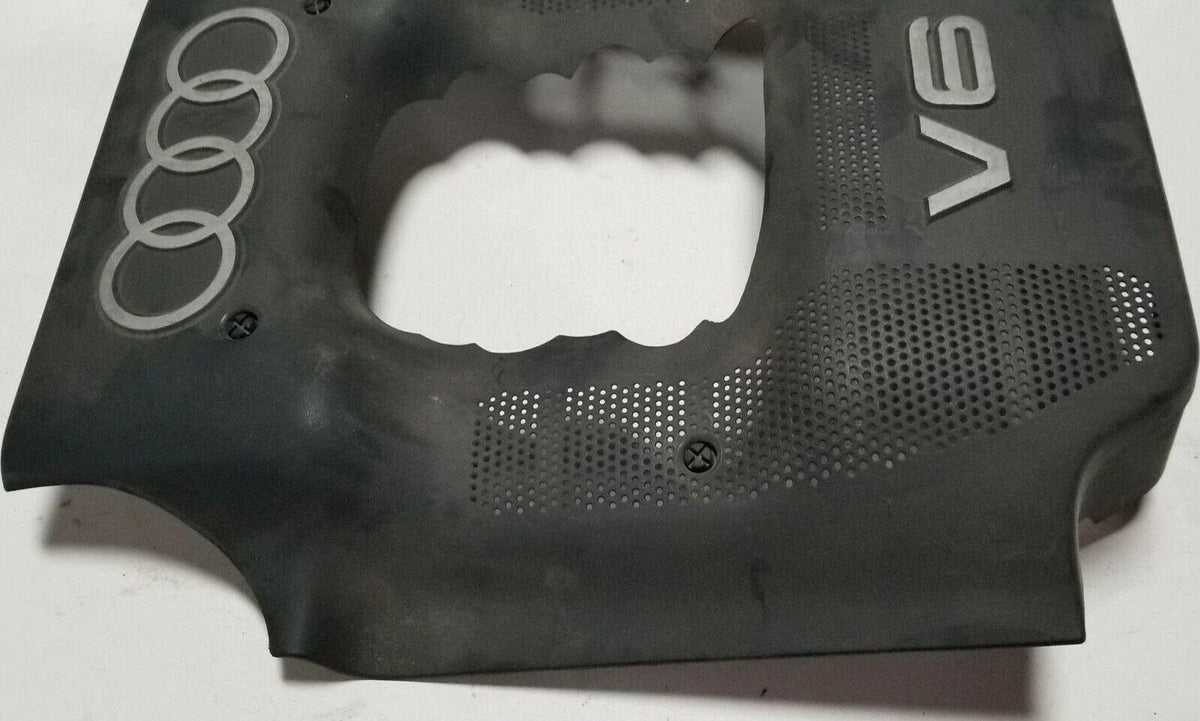 Center Engine Cover for Audi A6 C5 2.8L V6 (1998–2001) 078103927P