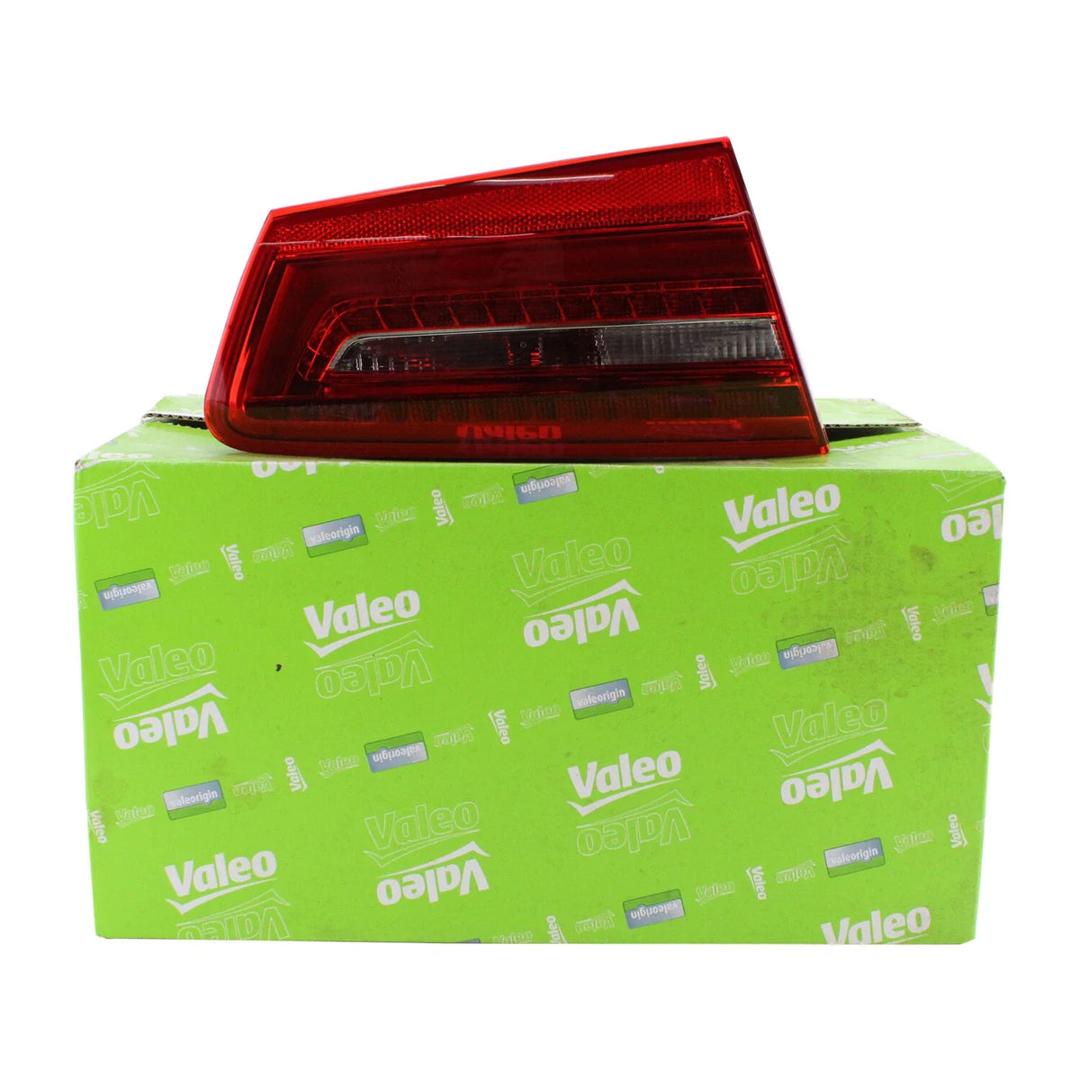 Left Inner Tail Light Assembly 44694 by Valeo for Audi A6 (1998–2004)