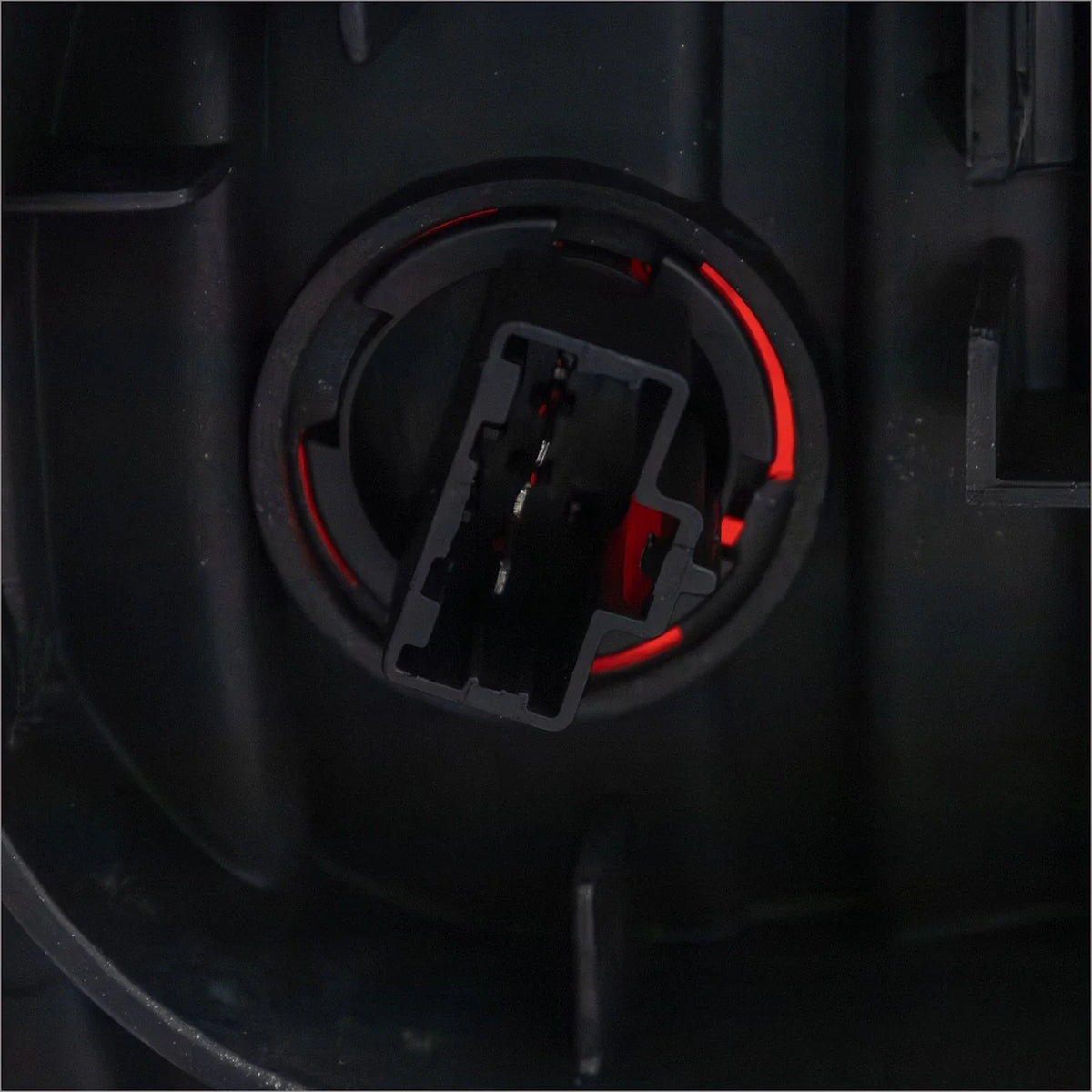 Outer Tail Light for 1998–2000 Honda Accord Passenger Side Halogen