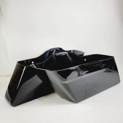 2021 Harley Davidson Street Glide Saddlebags Bottoms - Vivid Black