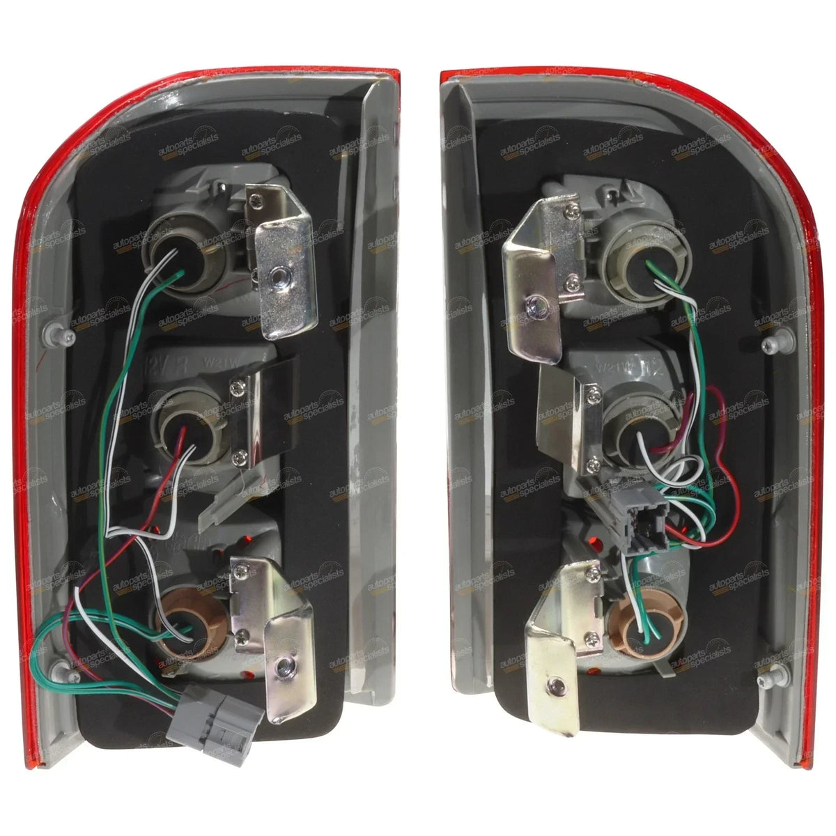 L+R Tail Light Assembly for Nissan Patrol GU (2001-2004)