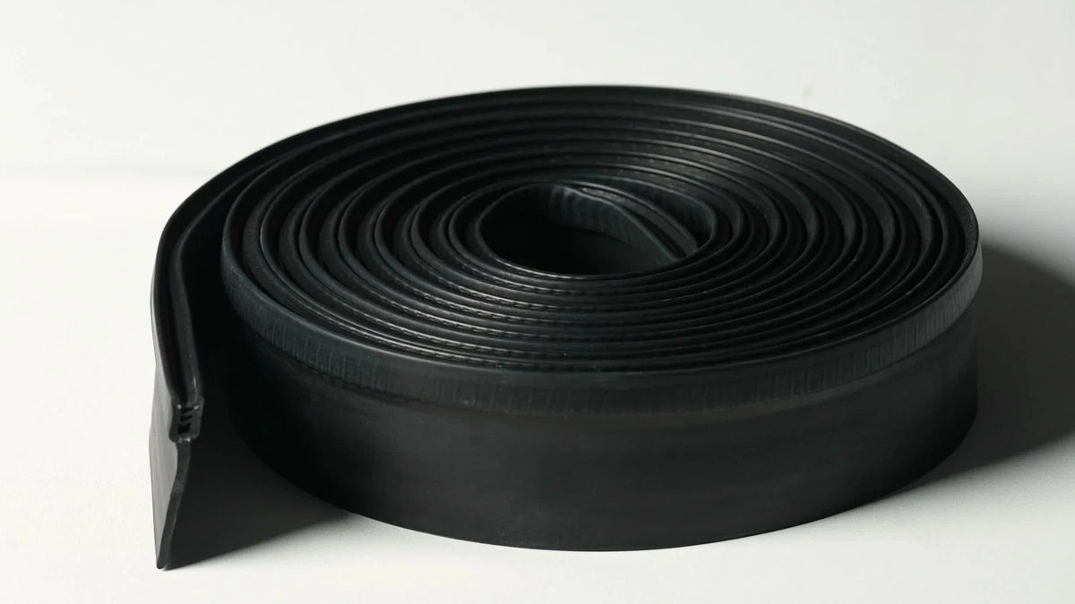 Slide Out Seal Clip for Slideout (2.6in x 15ft) EPDM Rubber