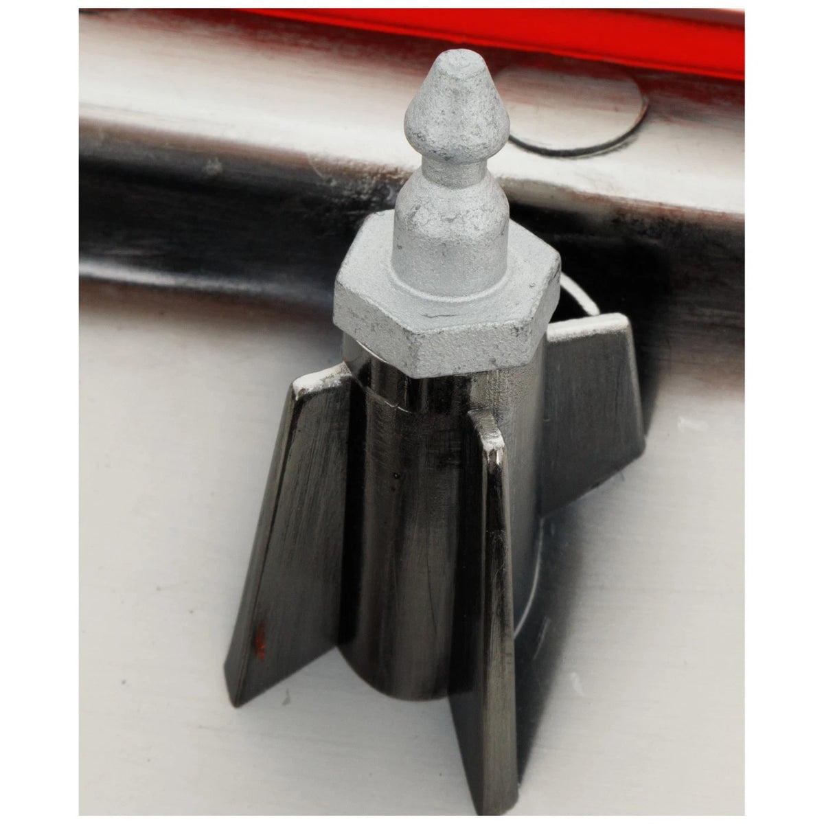 Tail Light Driver Left Side EF9151180C for Mazda Tribute (2005–2006)