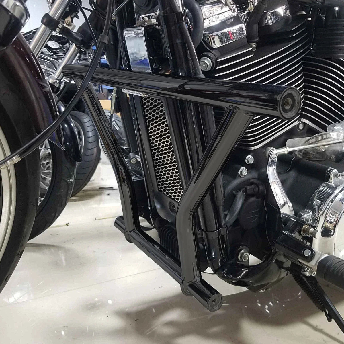 Matte Black Crash Bar for Harley Softail Engine Guard (2018–2024)