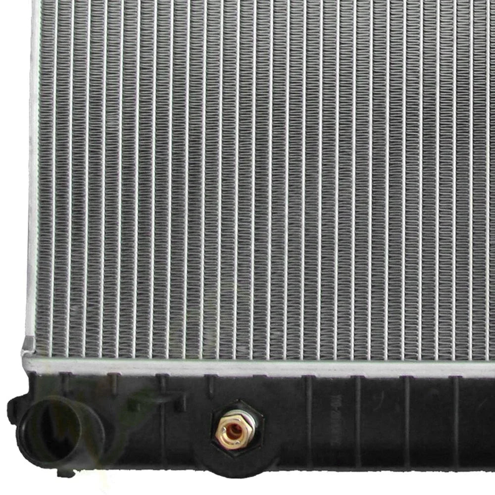 Car Radiator for Chevrolet Colorado and GMC Canyon 2004-2012