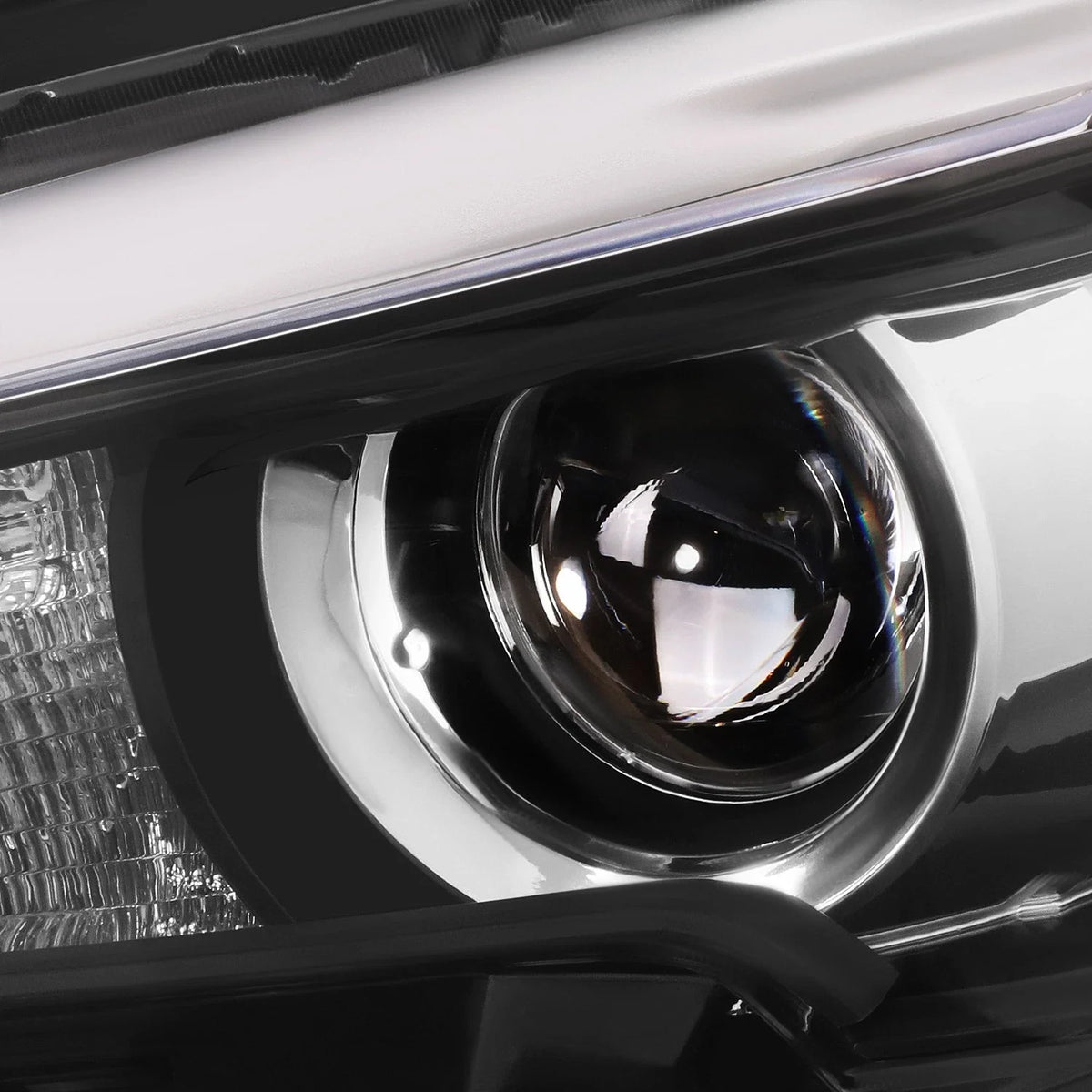 OE Style Projector Headlight Lamp Assembly for Mazda CX-5 (2017–2021)